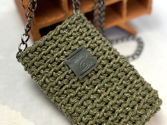 Une pochette de téléphone Eva