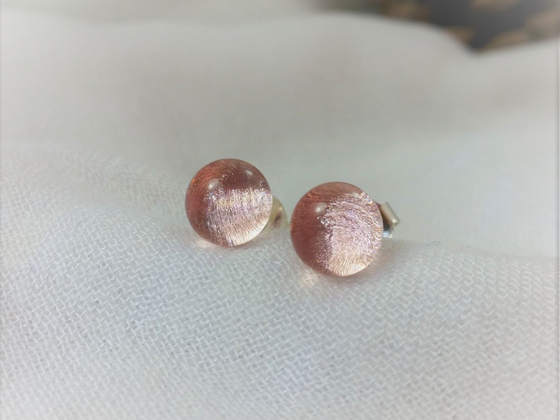 Paire de clous d'oreilles Rose Lumière