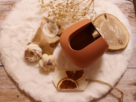 Coffret Brûle-parfum + 3 fondants parfumés + 1 Suspension parfumée