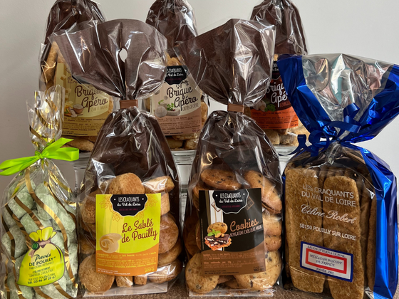 Coffret gourmand biscuits salés, sucrés et chocolats