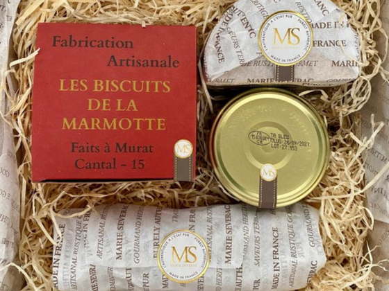 Coffret Gourmet d'Auvergne : Fromage, Saucisson, Terrine et Biscuits
