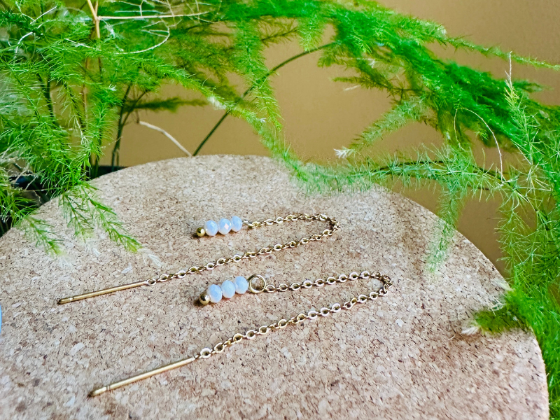 1 collier et 1 paire de boucles d’oreilles