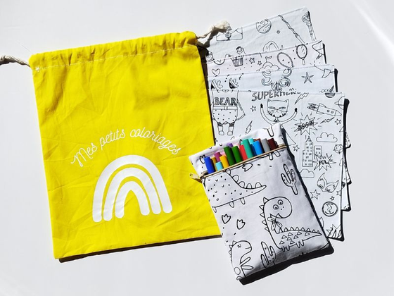 Coffret 5 set de table à colorier lavable + trousse magique et feutre + pochon de transport