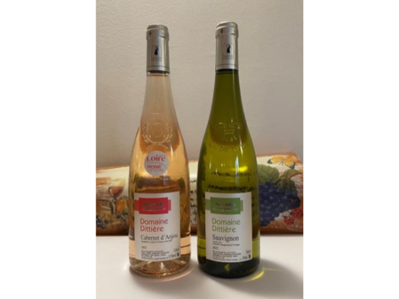 Coffret vin de la Loire 2 bouteilles blanc sauvignon et rosé Cabernet d'Anjou
