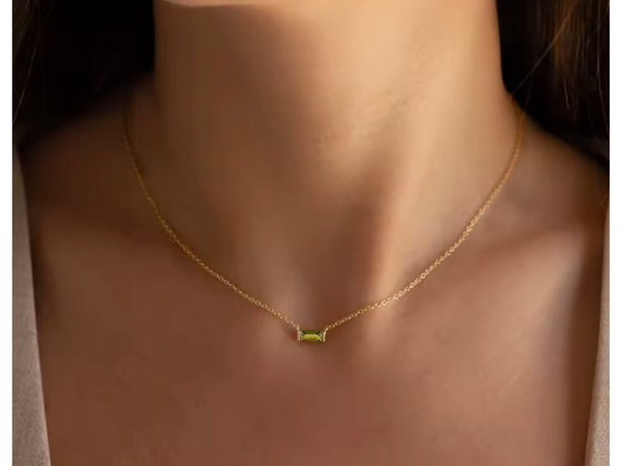 COLLIER MINIMALISTE + PENDENTIF EN ZIRCONIUM COLORÉ