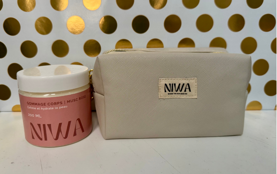 Coffret 1 gommage musc rose + 1 pochette