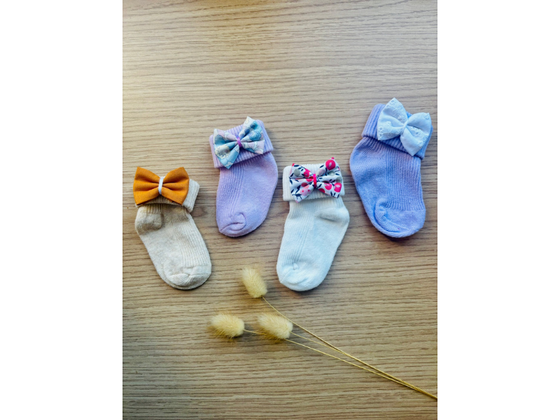 Box Printemps : Paire de chaussette noeud pour bébé