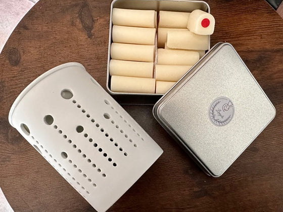 1 Brule Parfum Photophore, 1 boîte de 20 fondants et 4 parfums de voiture