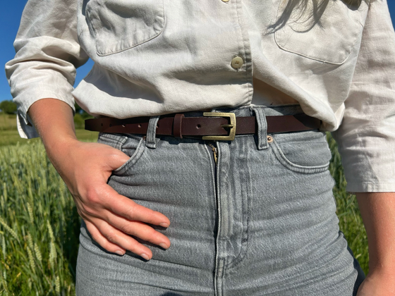 Ceinture en cuir au tannage végétal et boucle en laiton vieilli 2 cm