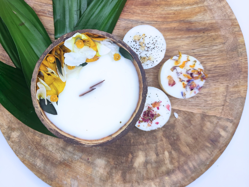 Coffret bougie noix de coco et 3 fondants parfumés