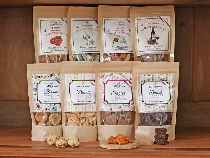 Assortiment de 4 biscuits sucrés et 4 biscuits apéritifs