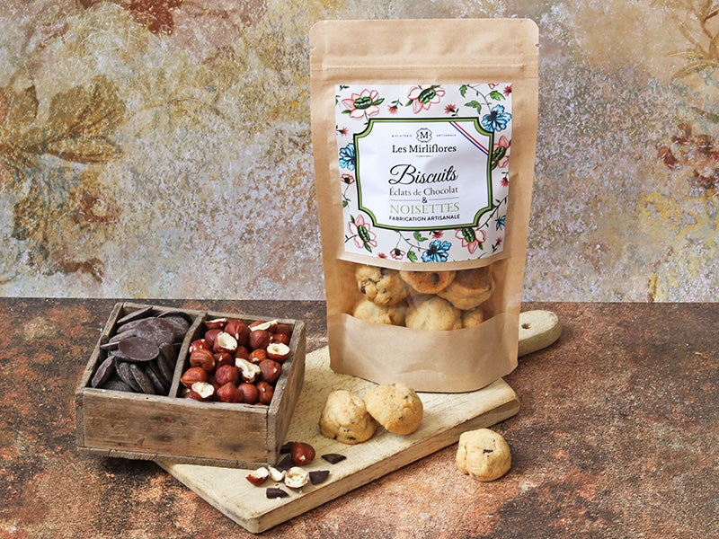 Assortiment biscuits sucrés et apéritifs