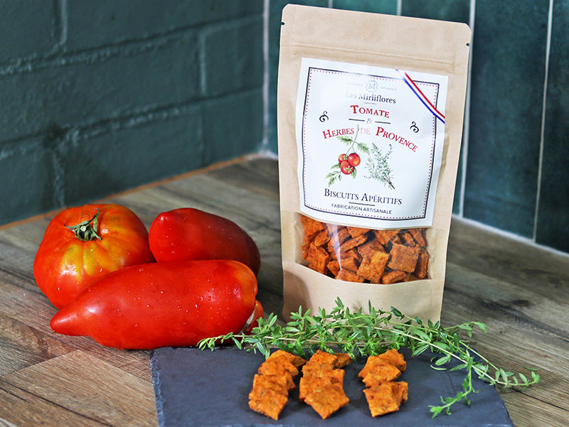 Assortiment biscuits sucrés et apéritifs