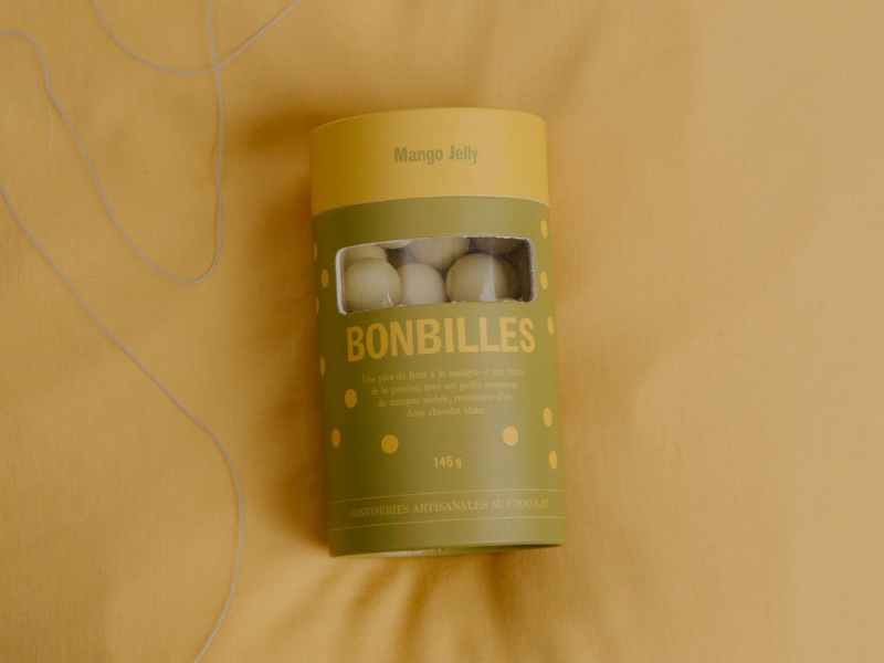 1 coffret et 5 tubes de chocolats 