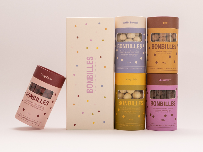 1 coffret et 5 tubes de chocolats 