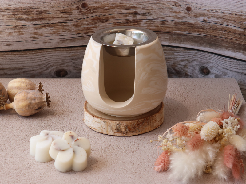 Coffret Brûle-parfum + 3 fondants parfumés + 1 Suspension parfumée