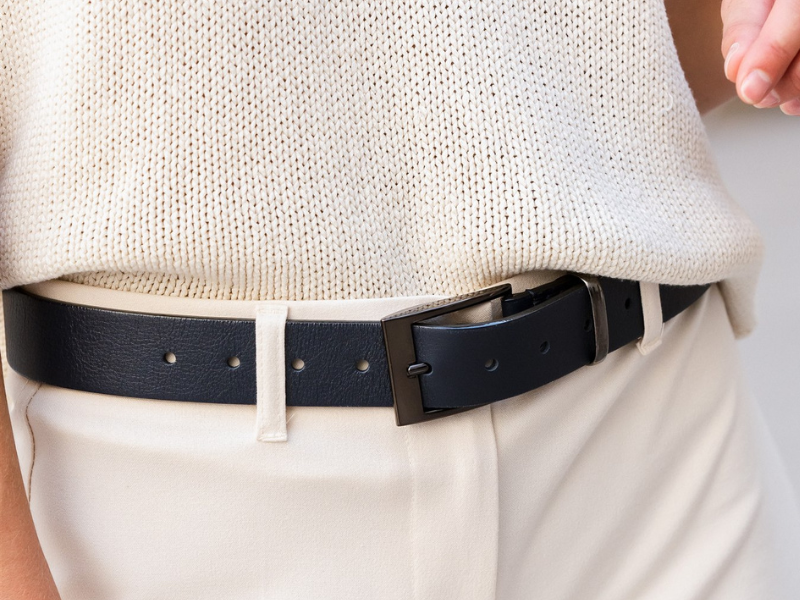 Ceinture en cuir de veau grainé upcyclé