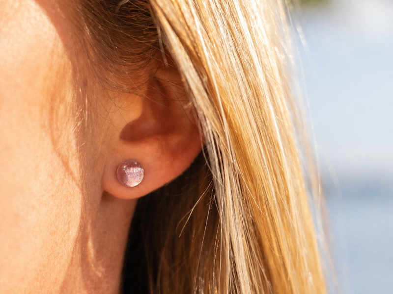 Paire de clous d'oreilles Rose Lumière