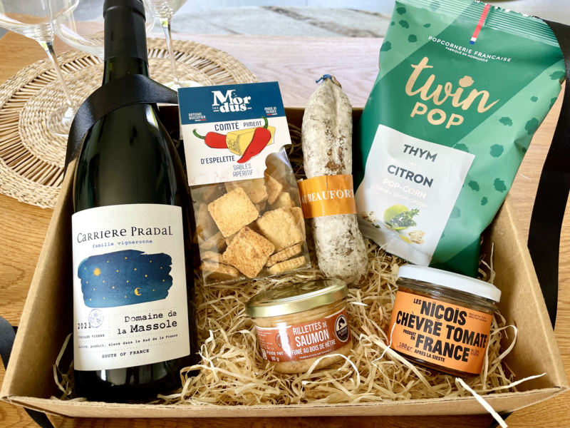 Coffret apéritif vin rouge et mets