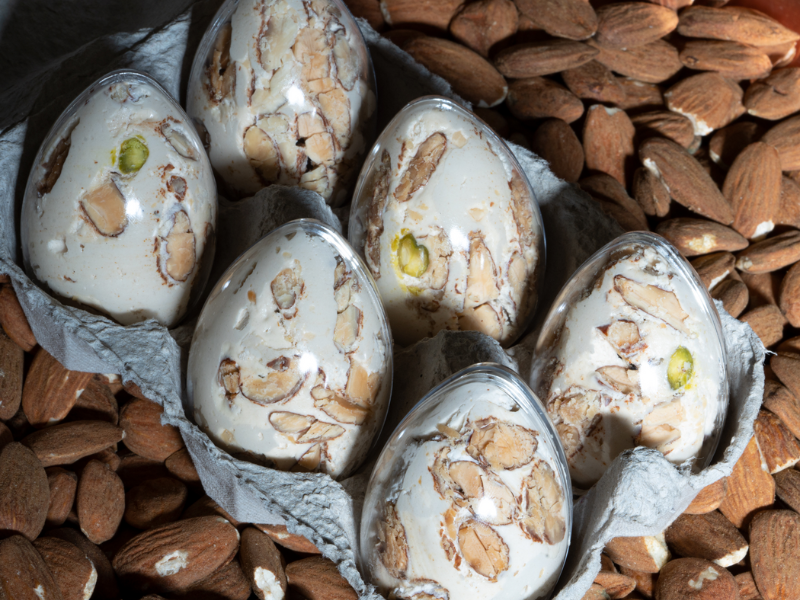 Boîte de 6 Œufs de Nougat Blanc Tendre