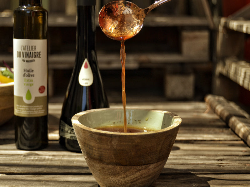 Box vinaigrette : huile d'Olive, Vinaigre et Moutarde