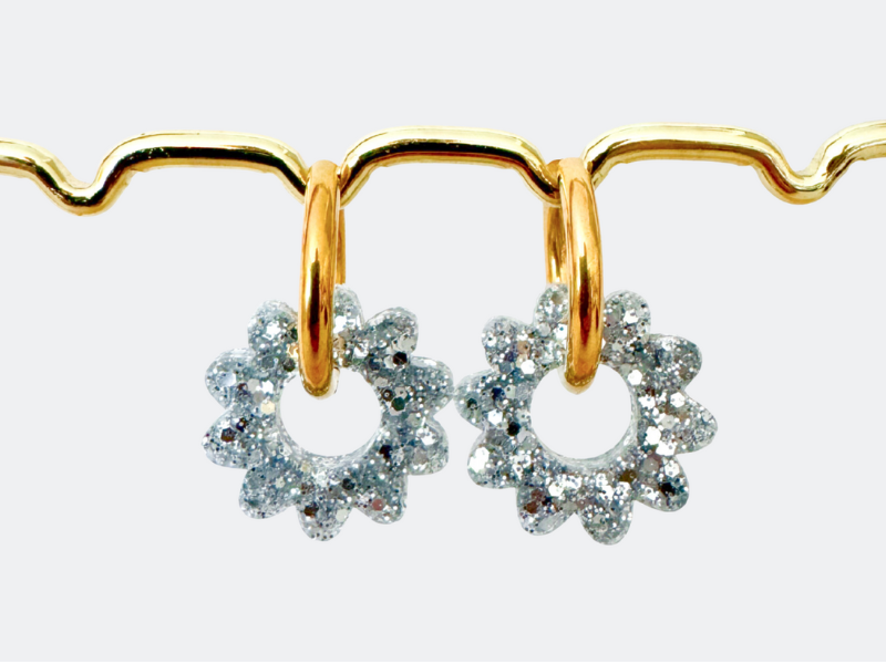 Boucles d'oreilles Fleurs Marguerites Pailletées