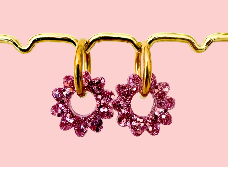 Boucles d'oreilles Fleurs Marguerites Pailletées