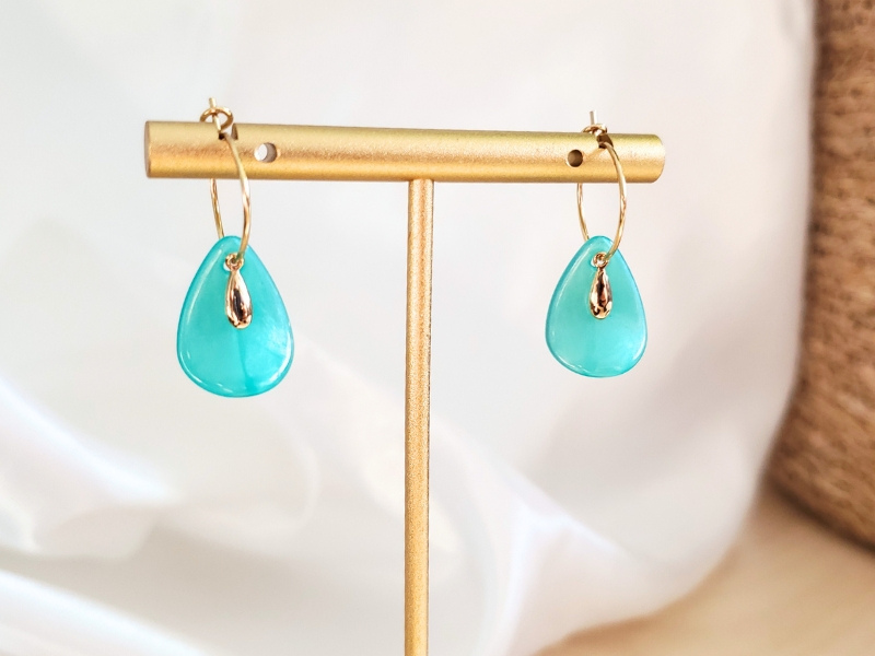 Créoles sequins et breloques