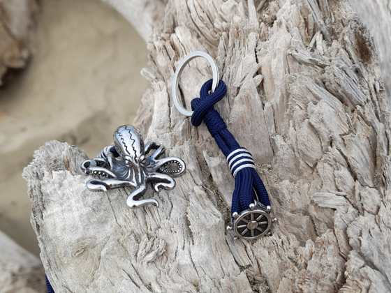 Duo porte clefs et collier