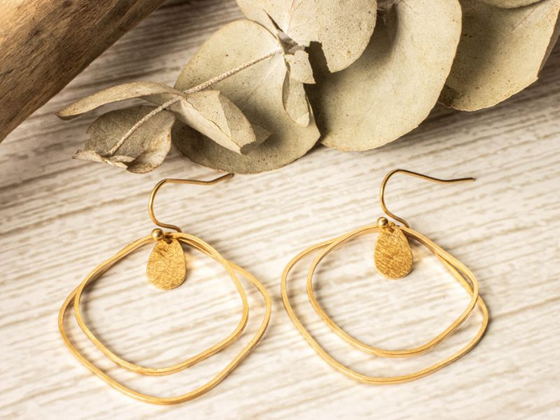 Boucles oreilles 2 carrés et goutte