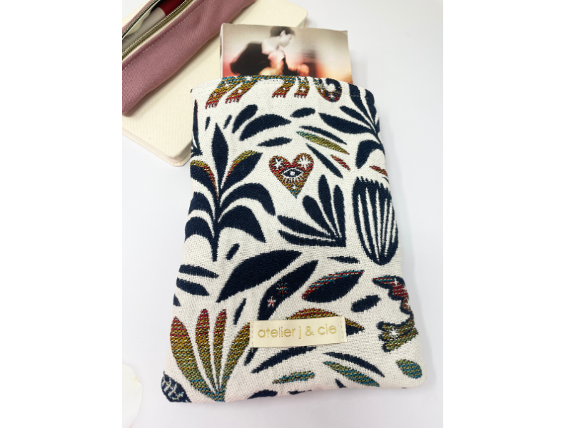 Coffret Lecture & Écriture – Housse de Livre & Trousse Élastiquée