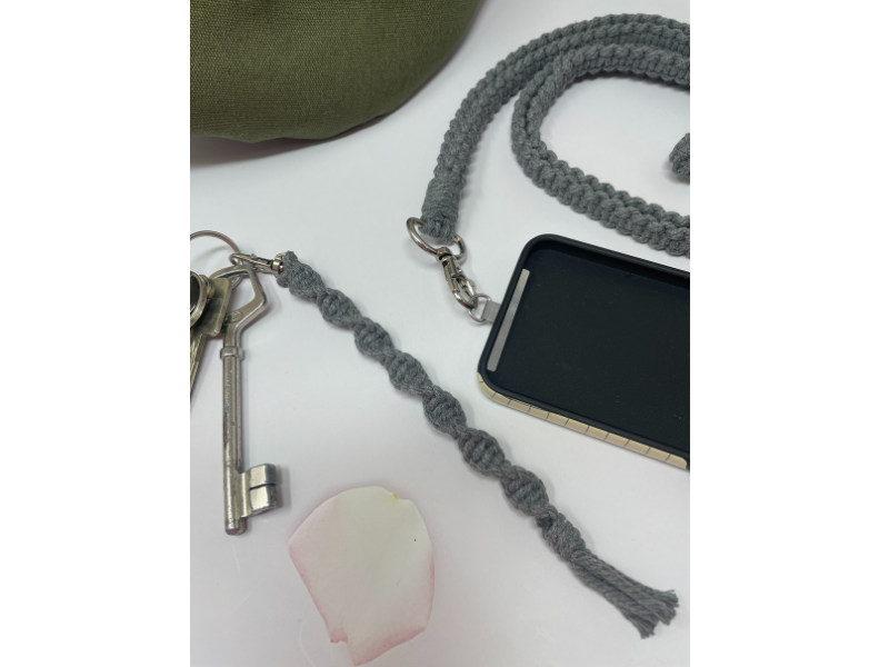 Coffret Tendance – Sac Banane & Accessoires en Macramé