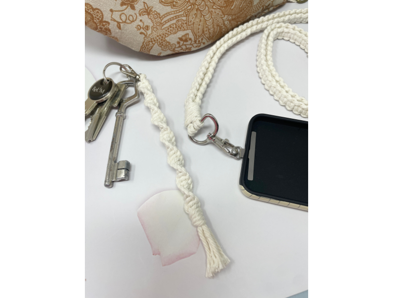 Coffret Tendance – Sac Banane & Accessoires en Macramé