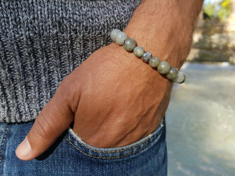 Bracelet homme en perles naturelles