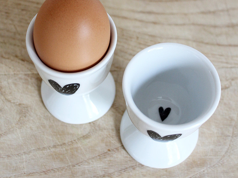 Duo de coquetiers en procelaine Coeurs