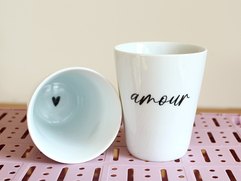 Duo de tasses en porcelaine Amour