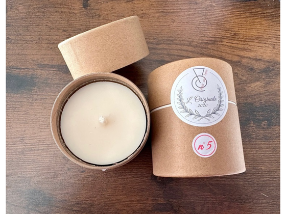 TROIS BOUGIES ORIGINALES  AUX HUILES ESSENTIELLES