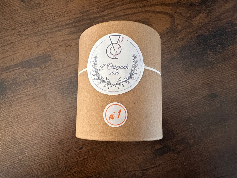 DEUX BOUGIES ORIGINAL, UN BRULE-PARFUM & 20 LINGOTS DECOUVERTE