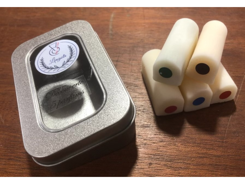 DEUX BOUGIES BLANCHE DE LAURAC, UN BRULE-PARFUM & 1 Boite 5 LINGOTS DECOUVERTE