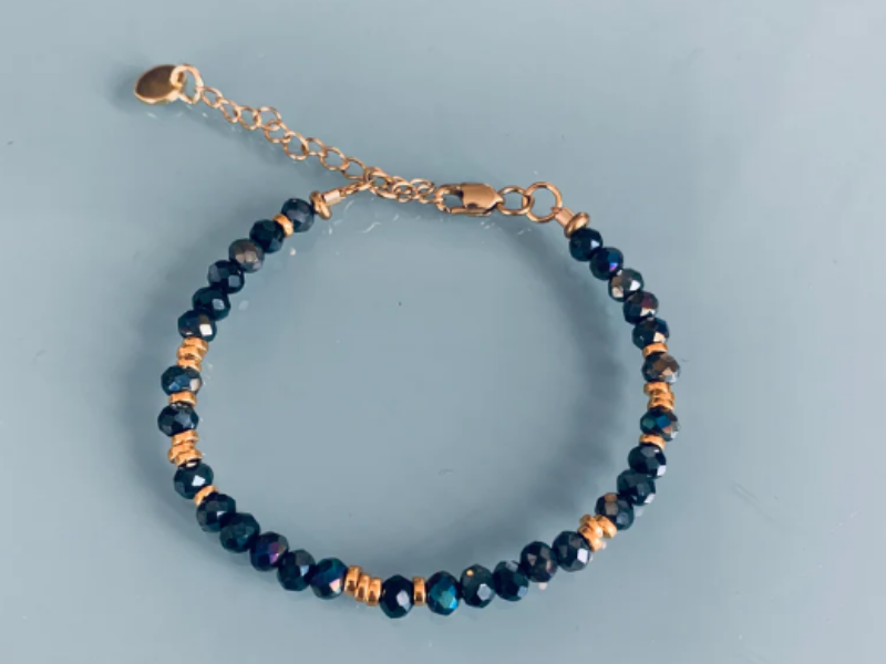 Ensemble collier, bracelet et créoles hématite