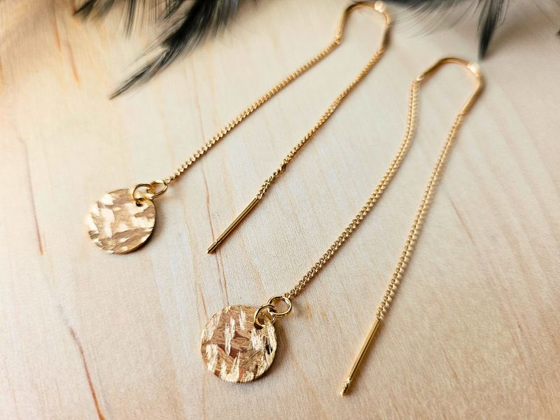 Boucles oreilles longues 2 chaines U et disque texturé