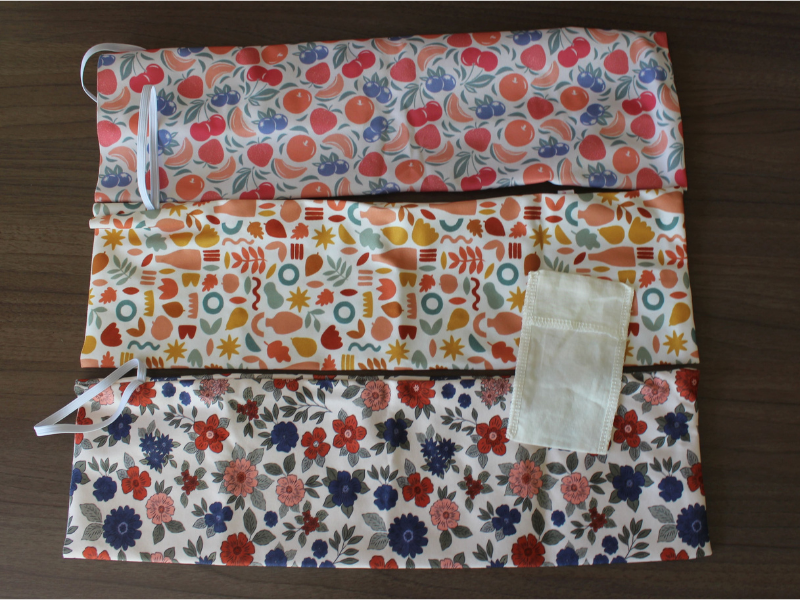 3 sachets sandwichs et 1 sachet de thé