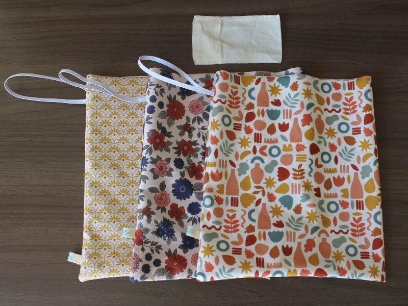 3 sachets sandwichs et 1 sachet de thé