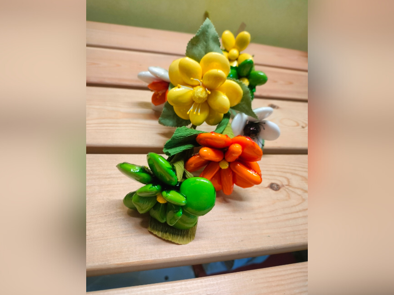 Bouquet fleurs en dragées et friture de Pâques en chocolat