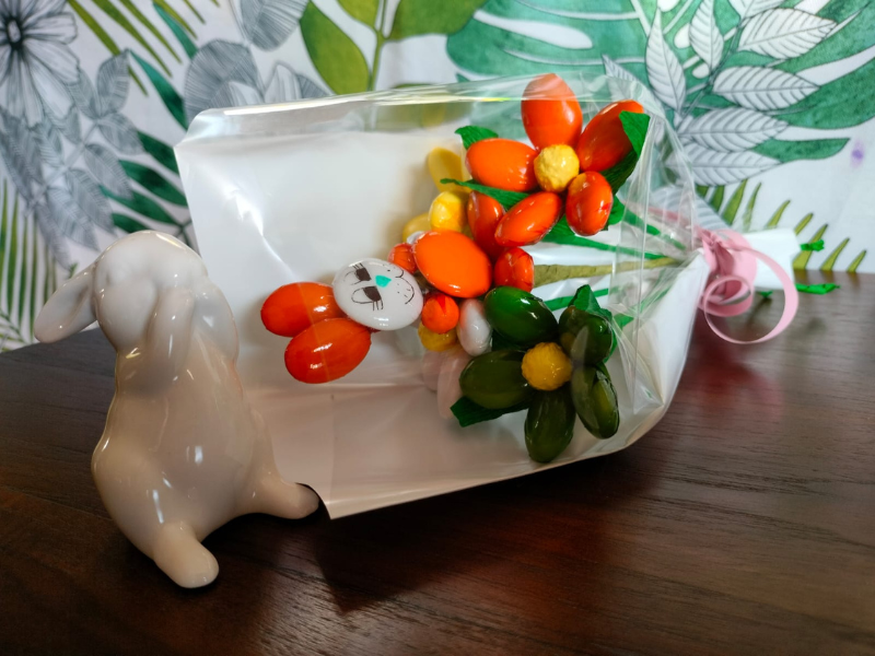 Mini Bouquet Marguerites et Lapin en Dragées Chocolat