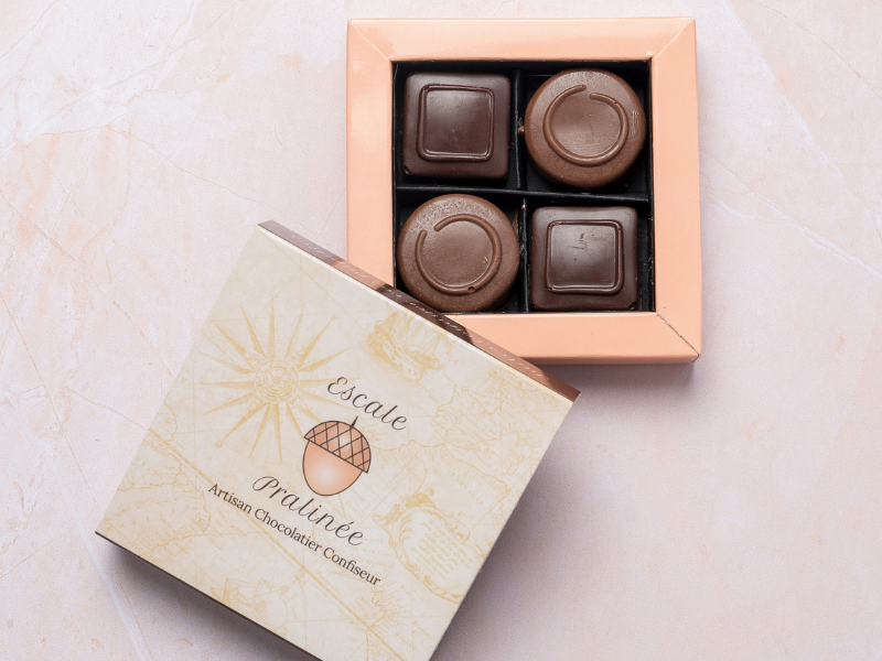 Coffret 22 pâtes de fruit et 4 chocolats pralinés
