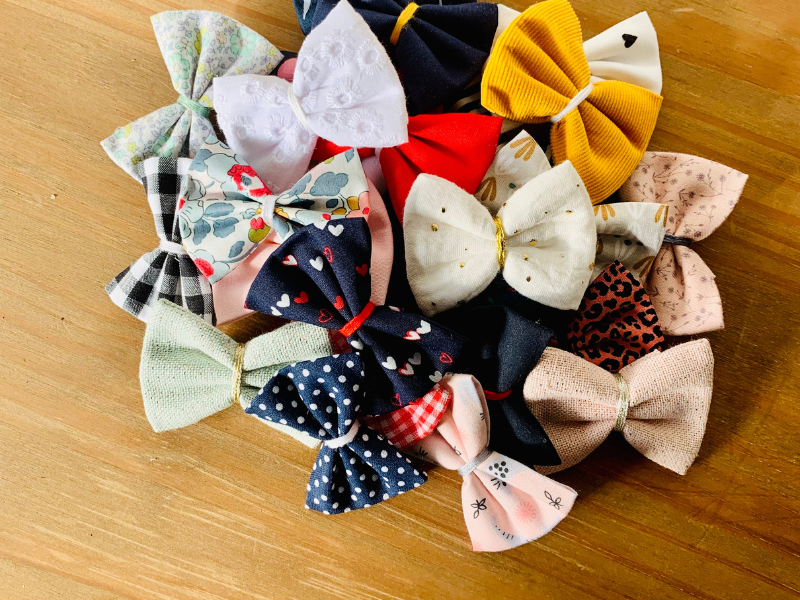 Assortiment de 16 barrettes bébés-enfants colorées
