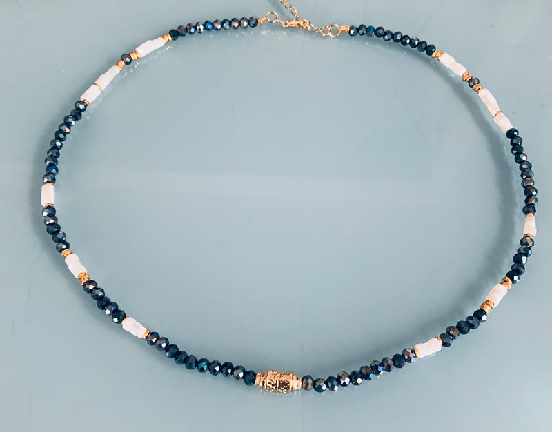 Ensemble collier, bracelet et créoles hématite