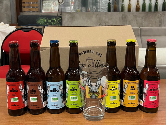 7x33cl bières artisanales lorraines by Les Papi'lles avec un verre de 33cl