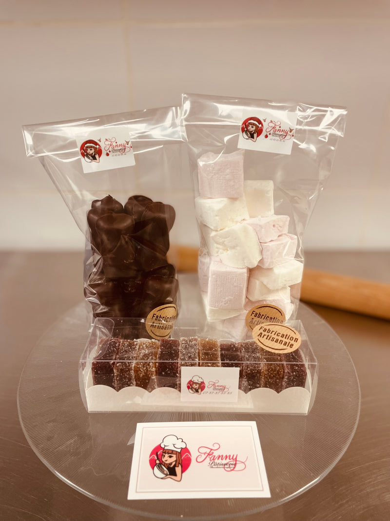 Les p'tits gourmands : oursons en chocolat, guimauves et pâte de fruit